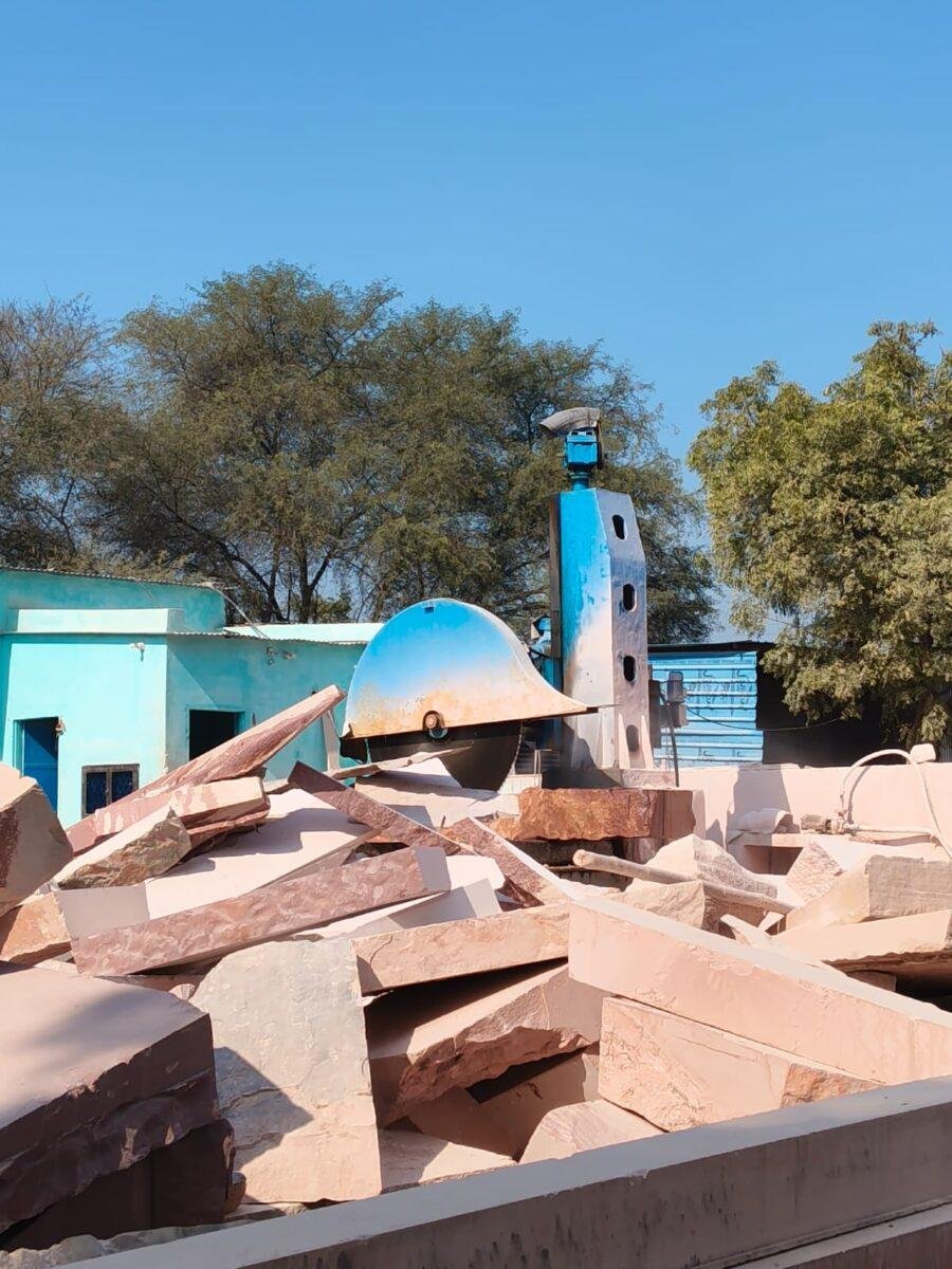 Sandstone cutting process at Shri Krishna Stone Company